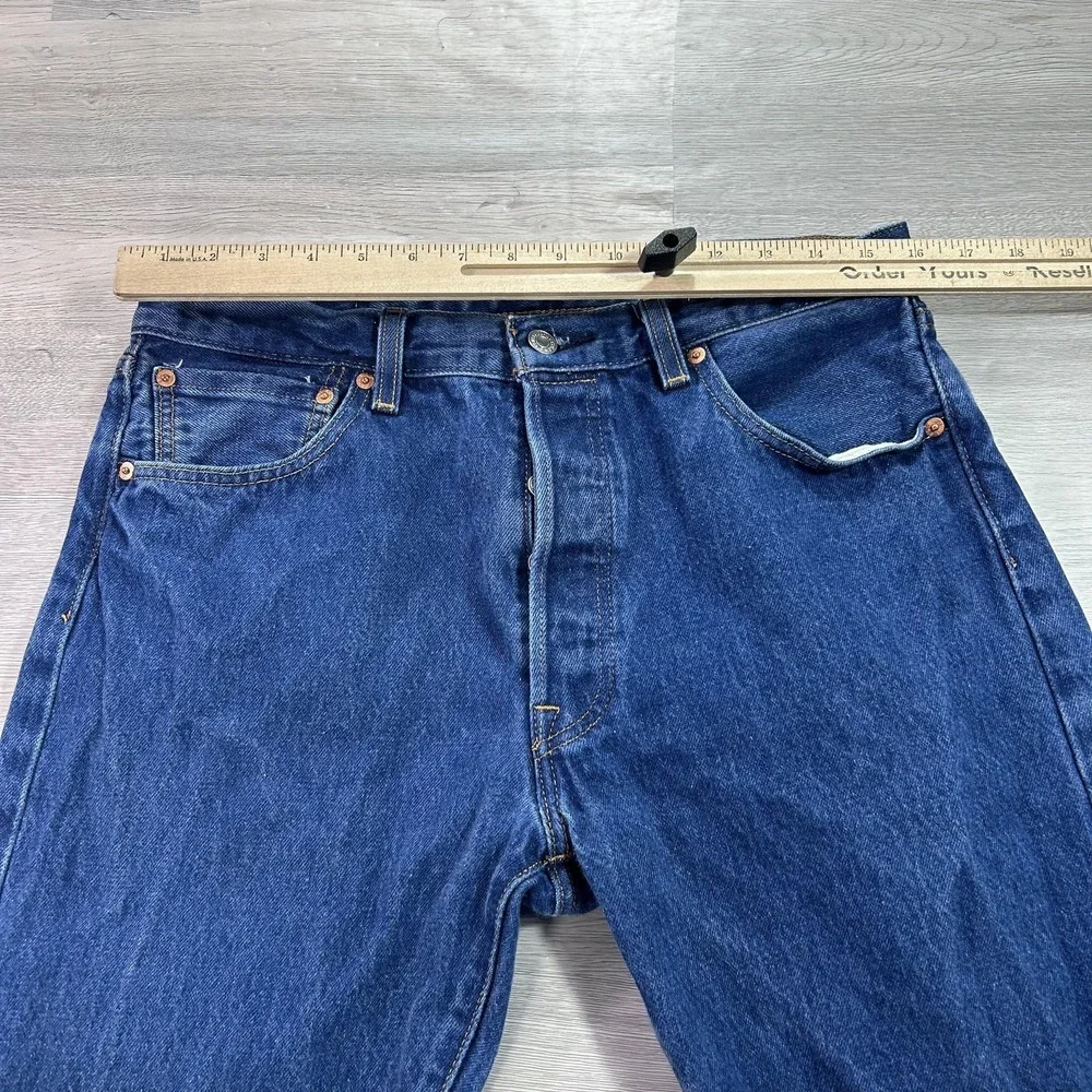 Levis 501 Jeans Mens 34x31 (32x31) Blue Medium Wash‎ Button Fly Straight Denim